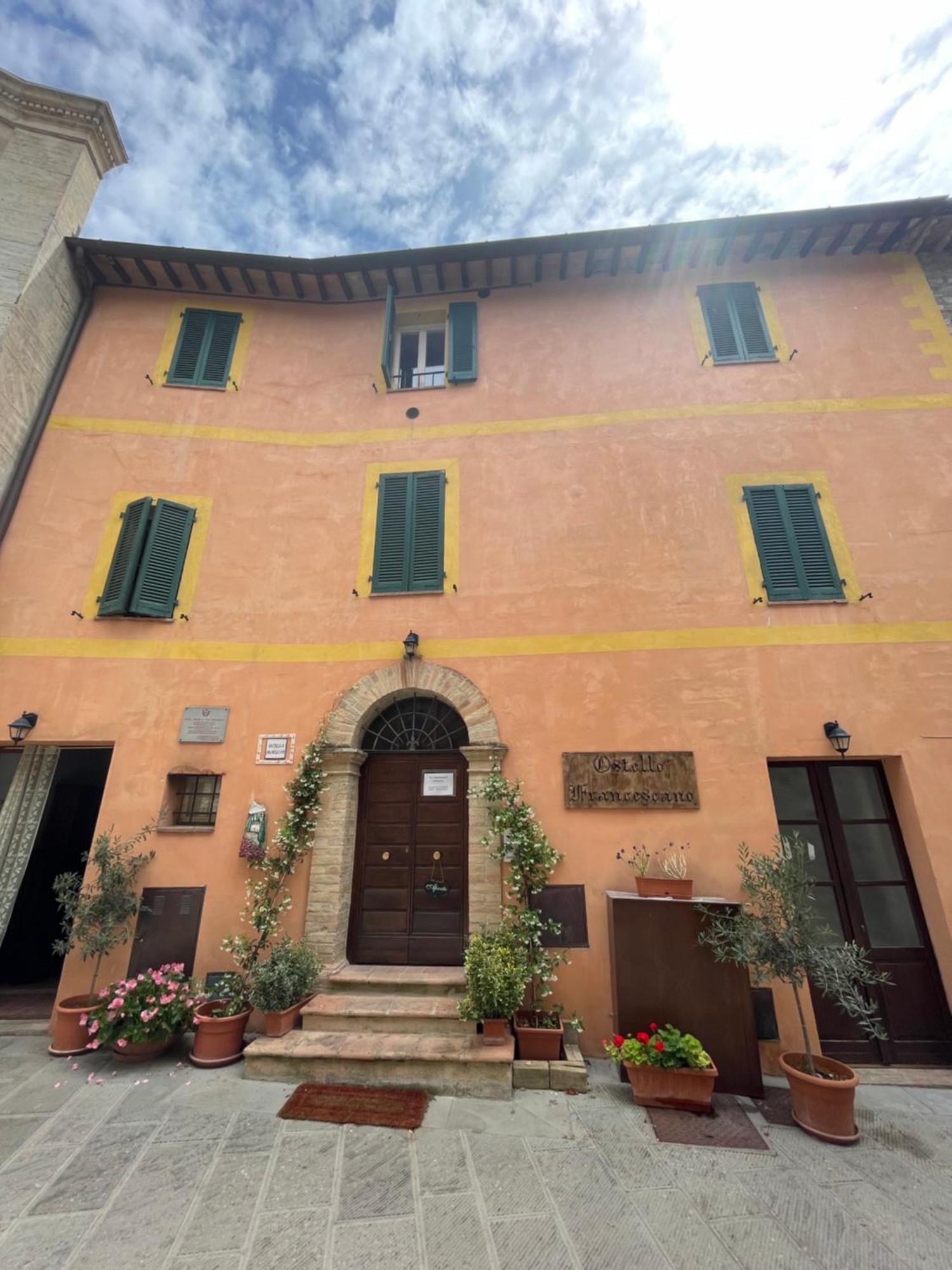 Locanda Francescana Valfabbrica Extérieur photo